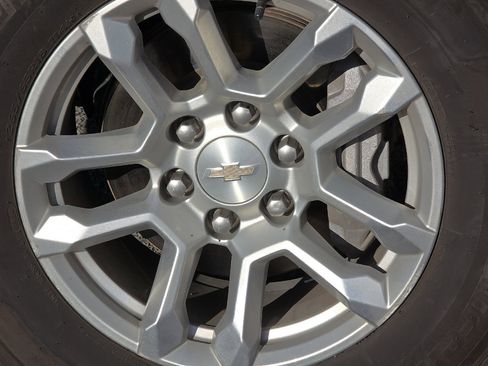 Used 2022 Chevrolet Silverado 1500 LT image 43