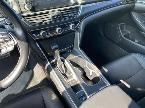 Used 2020 Honda Accord Sport image 14
