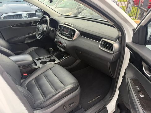 Used 2016 Kia Sorento EX w/ EX Premium Package FWD image 10