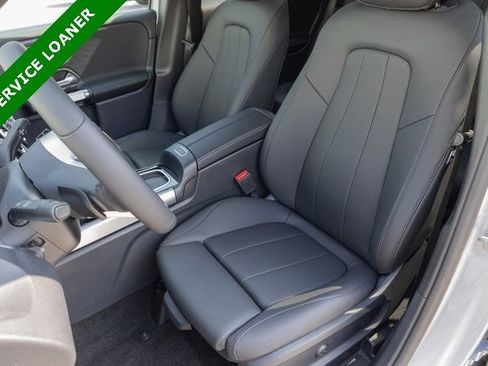 Used 2025 Mercedes-Benz GLB 250 image 15