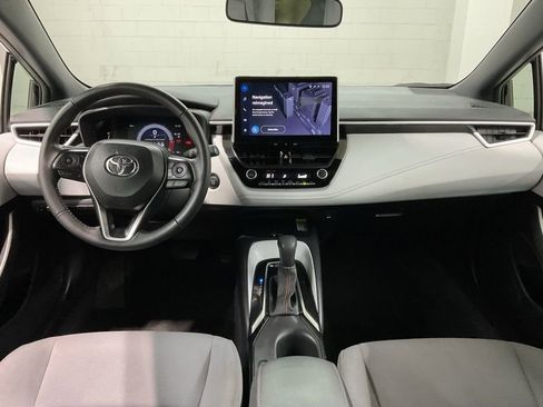 Used 2025 Toyota Corolla FX w/ Convenience Package image 6