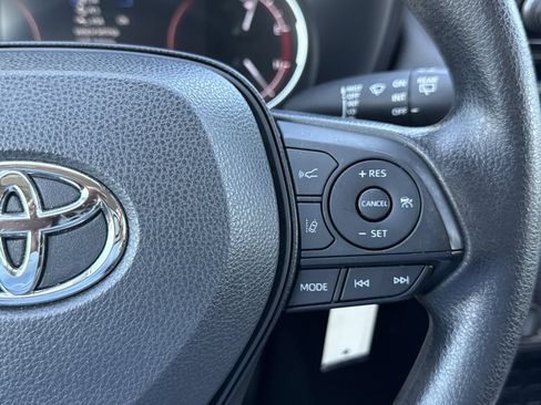 Used 2024 Toyota RAV4 LE FWD image 19