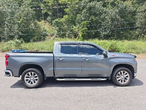 Used 2021 Chevrolet Silverado 1500 LTZ AWD/4WD image 2