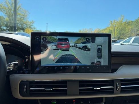 New 2026 Lincoln Corsair Reserve image 18