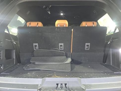 Certified 2024 Ford Expedition Platinum AWD/4WD image 16