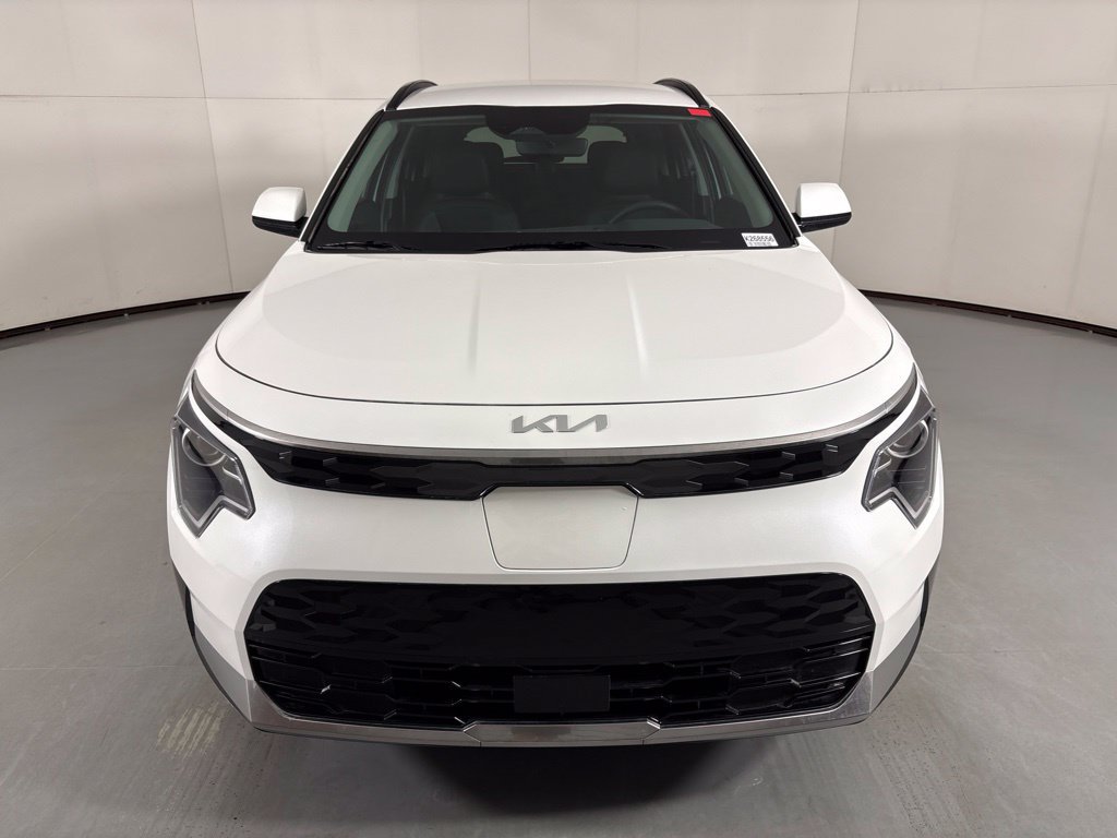 New 2026 Kia Niro Wind FWD image 3