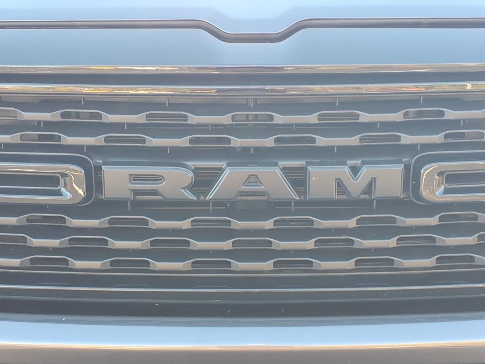 Used 2022 RAM 1500 Big Horn AWD/4WD image 11