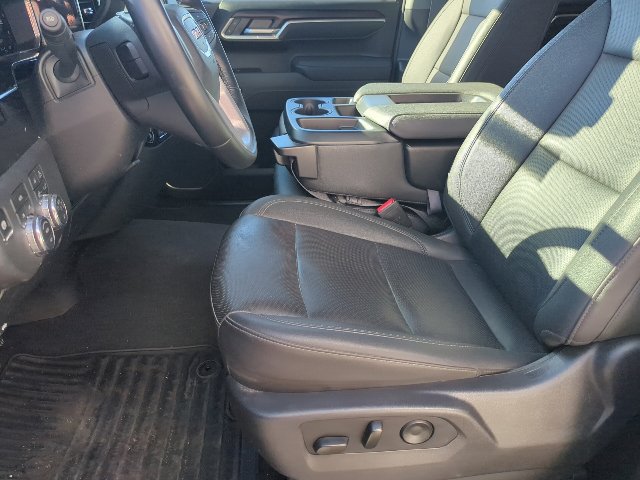 Used 2026 GMC Sierra 1500 SLT AWD/4WD image 10