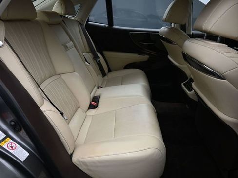 Used 2018 Lexus LS 500 image 31