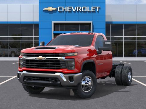 New 2025 Chevrolet Silverado 3500 LT w/ Convenience Package AWD/4WD image 10