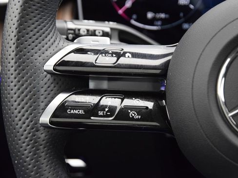 Certified 2026 Mercedes-Benz GLC 300 image 24