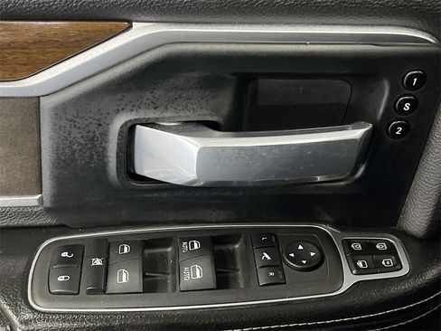 Used 2024 RAM 3500 Laramie image 18