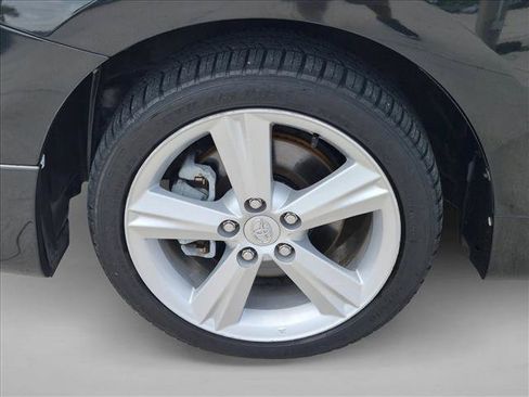 Used 2009 Toyota Matrix S FWD image 22