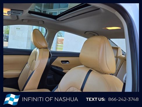 Used 2023 Nissan Sentra SV w/ SV Premium Package FWD image 6