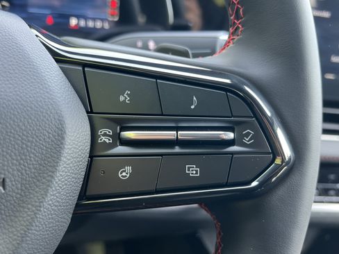 New 2026 Chevrolet Equinox RS w/ Safety and Technology Package FWD image 20