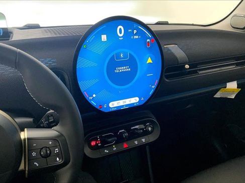 Certified 2025 MINI Cooper S image 5