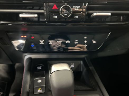 New 2026 Nissan Kicks SR w/ SR Premium Package image 15