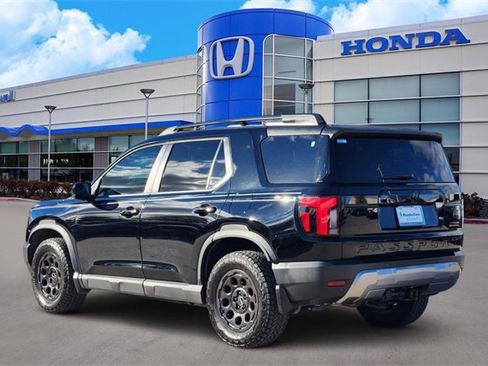 Certified 2026 Honda Passport TrailSport image 4