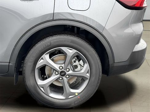 New 2025 Ford Escape ST-Line w/ Tech Pack #1 image 38