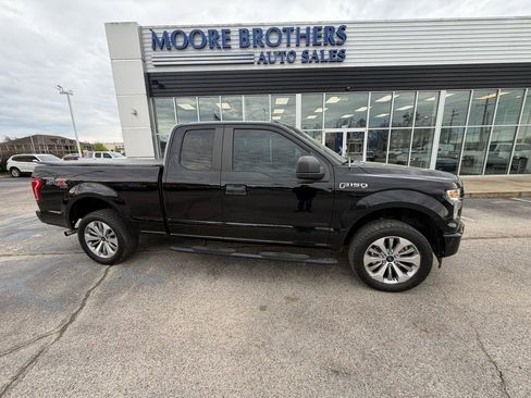 Used 2017 Ford F150 XL w/ Equipment Group 101A Mid image 1