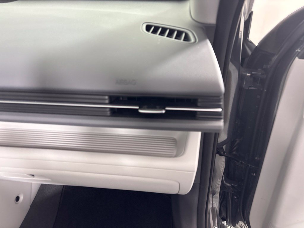 Used 2024 Hyundai Kona SEL AWD/4WD image 15