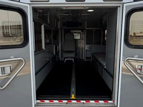 New 2026 Ford E-450 and Econoline 450 Super Duty w/ Ambulance Prep Package RWD image 6