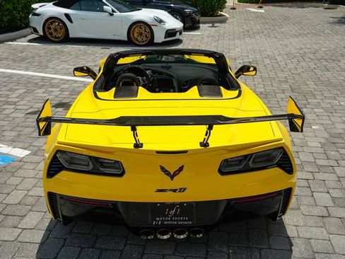 Used 2019 Chevrolet Corvette ZR1 RWD image 23