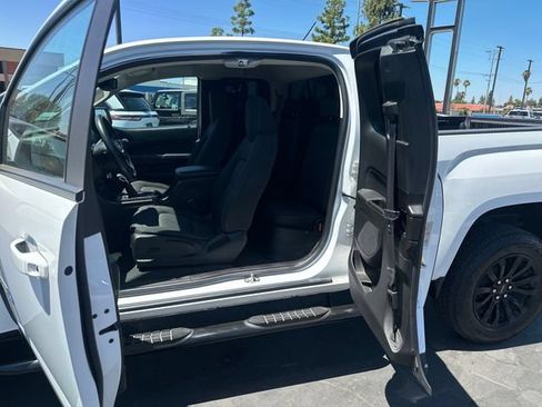Certified 2022 GMC Canyon Elevation RWD image 21