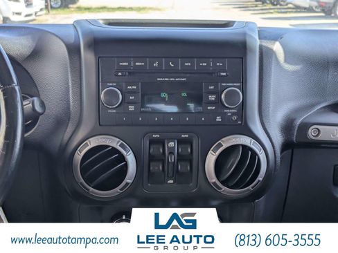 Used 2012 Jeep Wrangler Unlimited Sport AWD/4WD image 17