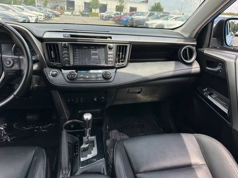 Used 2016 Toyota RAV4 Limited FWD image 14