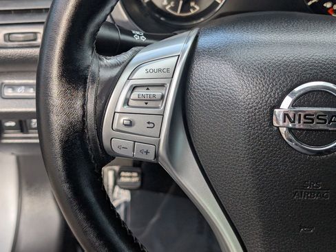 Used 2018 Nissan Altima 2.5 SL FWD image 17