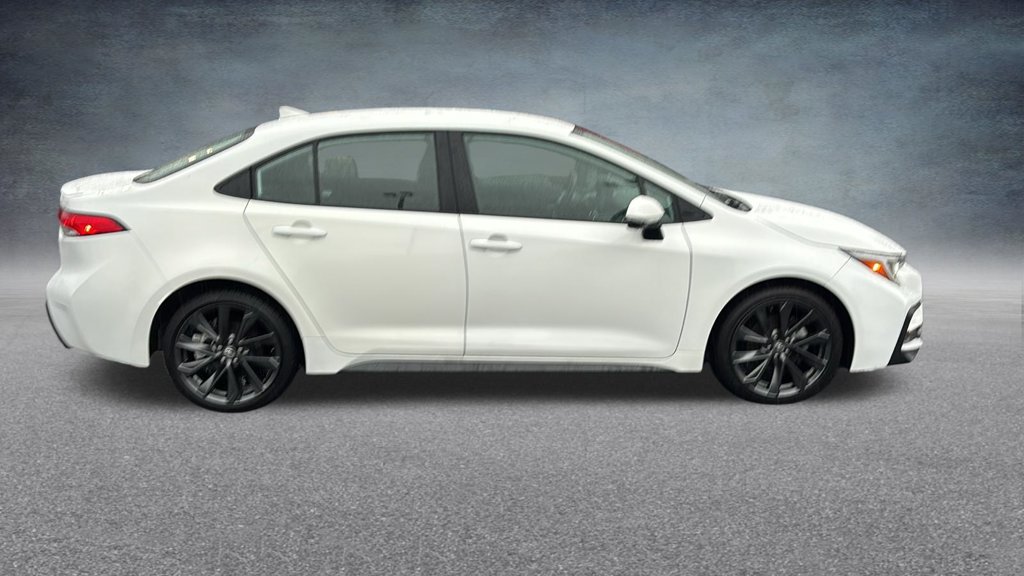 Used 2025 Toyota Corolla SE FWD image 29