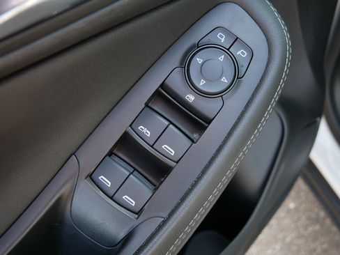 Used 2023 Buick Encore GX Preferred w/ Cold Weather Comfort Package FWD image 21