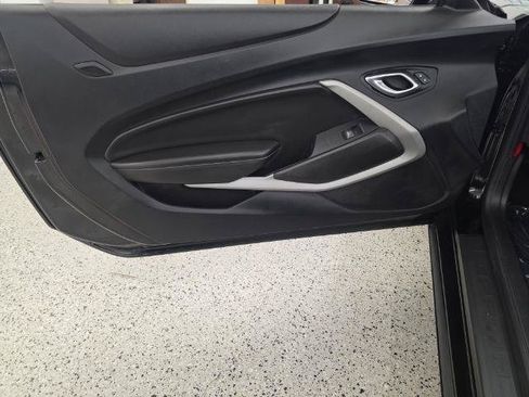 Used 2021 Chevrolet Camaro LT RWD image 31