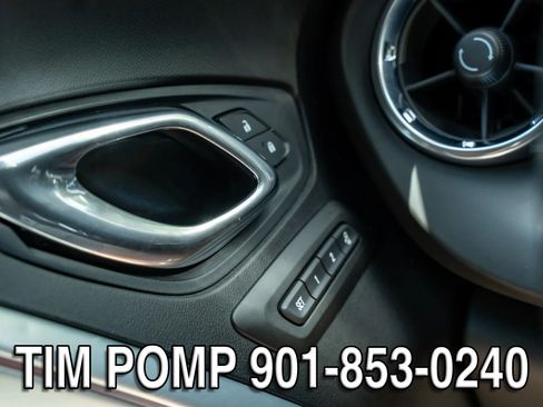 Used 2017 Chevrolet Camaro SS RWD image 26