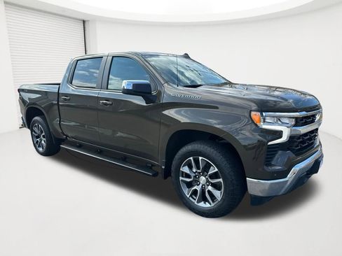 Used 2023 Chevrolet Silverado 1500 LT image 3