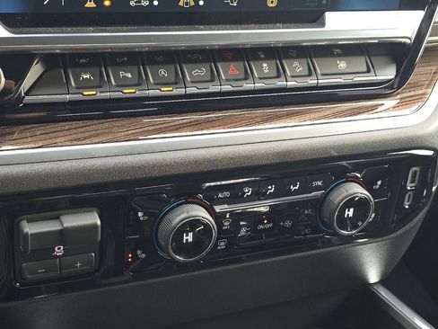 New 2026 Chevrolet Silverado 1500 RST image 18