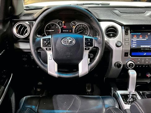 Used 2017 Toyota Tundra Platinum image 5