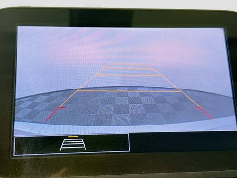 Used 2022 Chevrolet Malibu LT image 19