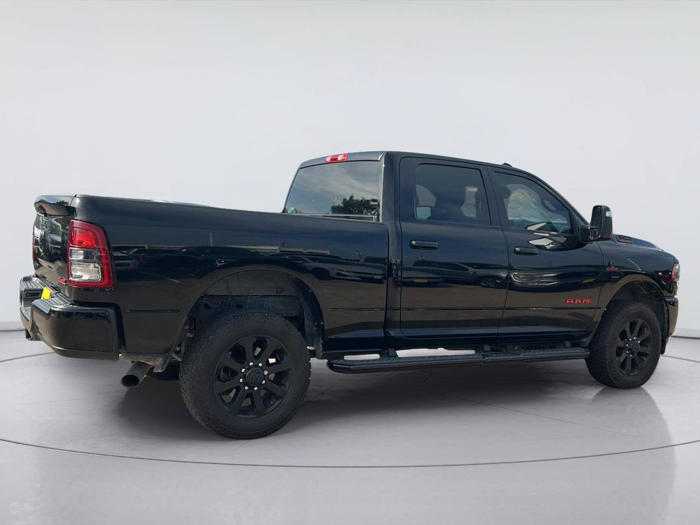 Used 2023 RAM 2500 Lone Star w/ Night Edition AWD/4WD image 4