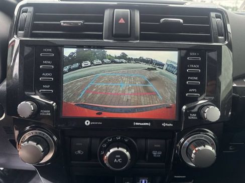 Used 2024 Toyota 4Runner TRD Off-Road Premium w/ Moonroof Package AWD/4WD image 19