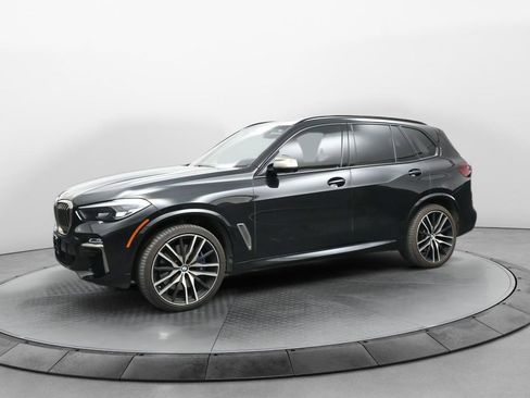 Used 2021 BMW X5 M50i w/ Premium Package image 3
