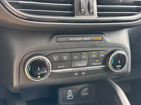 New 2025 Ford Escape ST-Line w/ Equipment Group 301A image 19