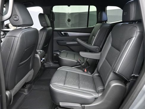 New 2026 Buick Enclave Sport Touring w/ Super Cruise Package image 17