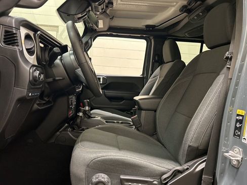 Used 2025 Jeep Wrangler Unlimited Sport S 4xe image 7