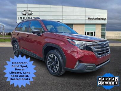 Used 2025 Subaru Forester Premium w/ Convenience Package #1