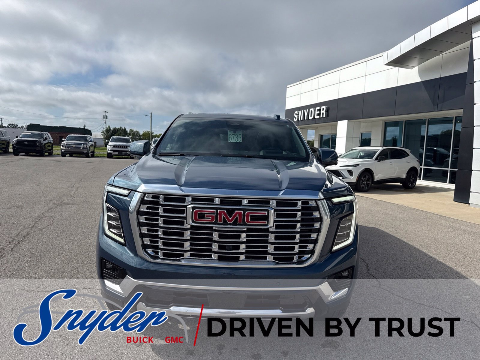 New 2026 GMC Yukon Denali w/ Advanced Technology Package AWD/4WD image 3