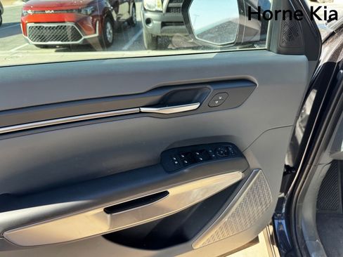 New 2026 Kia EV9 Light image 10