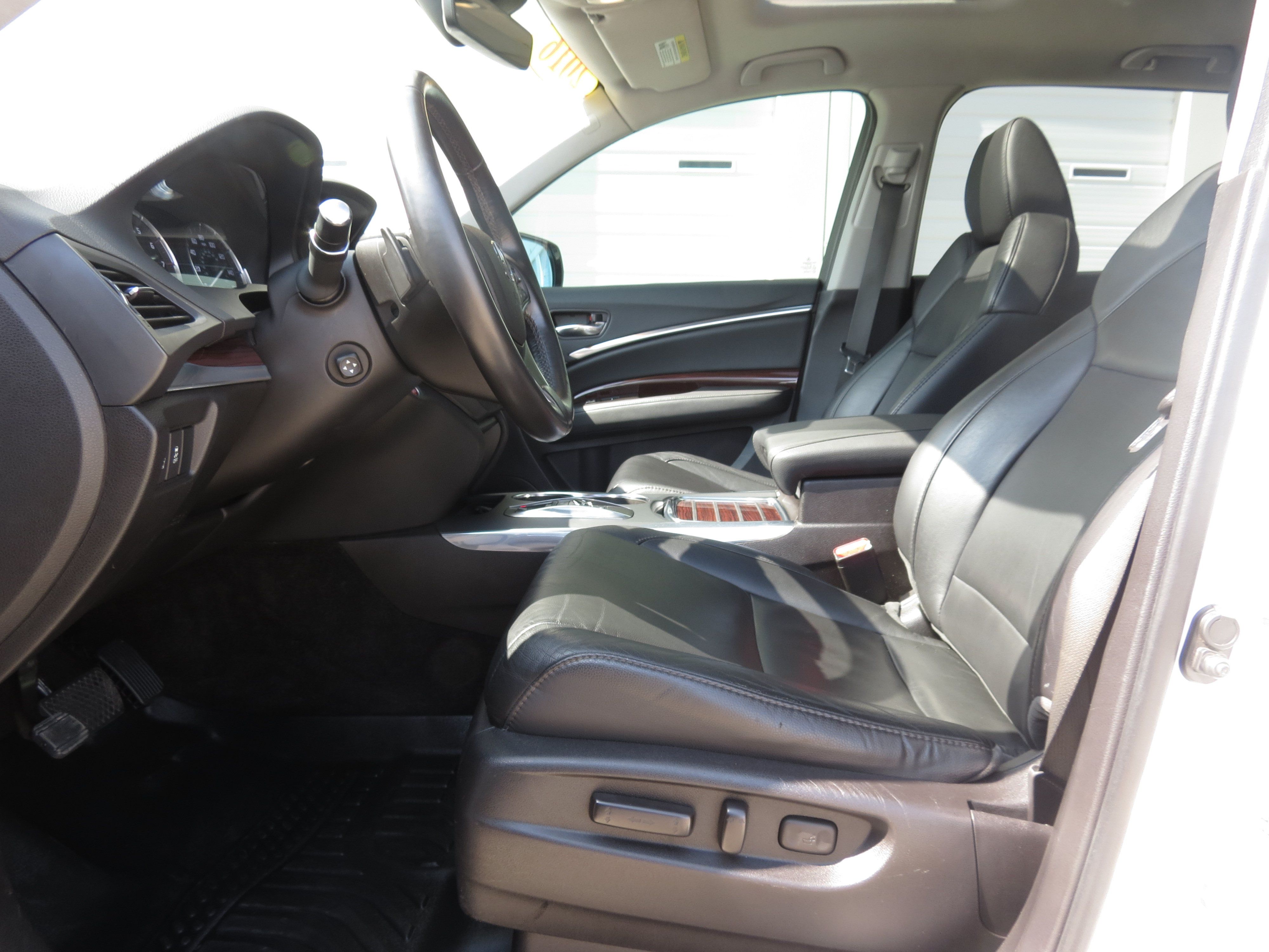Used 2016 Acura MDX w/ Technology Package FWD image 27