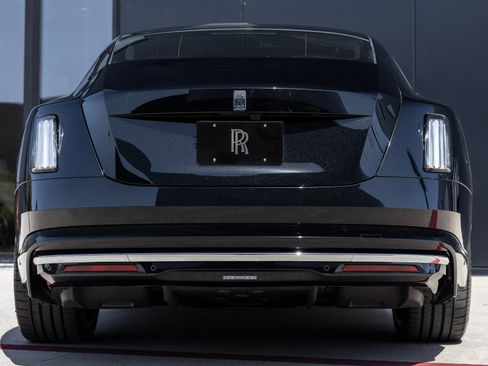 New 2025 Rolls-Royce Spectre image 10
